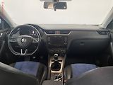 Škoda Octavia (2015) 2.0TDi, AC, tempo - náhled 8