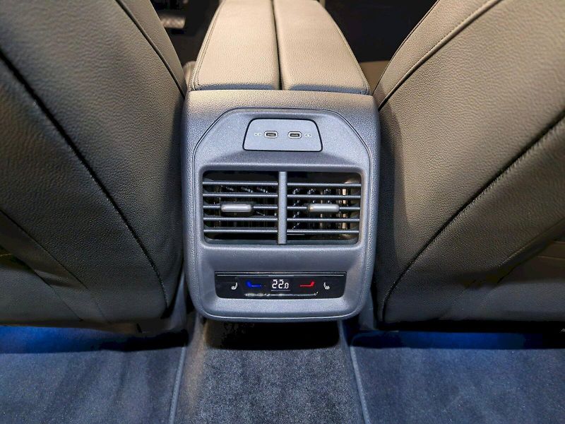 Škoda Superb (2024) 2.0 TDI 142 kW DSG 4x4 L&K - fotka 27 z 32