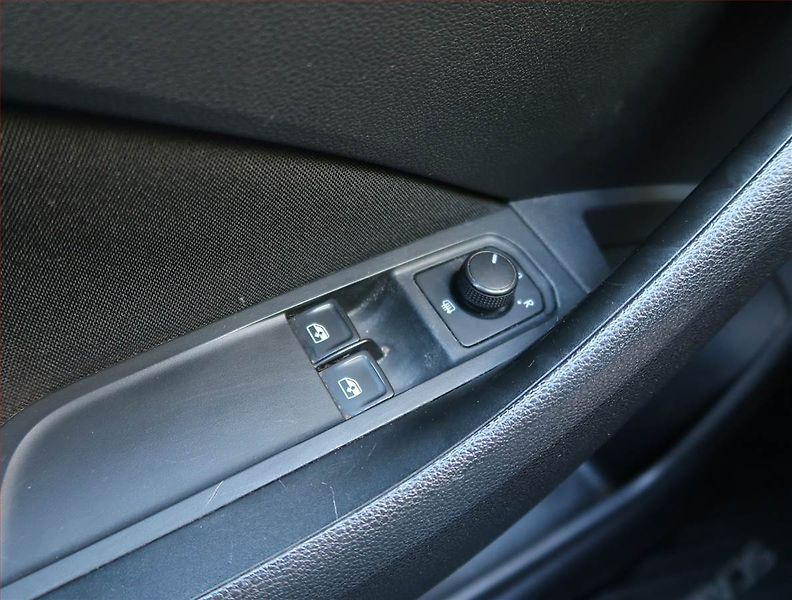 Škoda Scala (2021) 1.0 TSI, ČR,1.maj, Serv.kniha - fotka 15 z 16