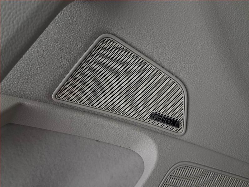 Škoda Superb (2015) Laurin&Klement 2.0 TDI - fotka 19 z 30