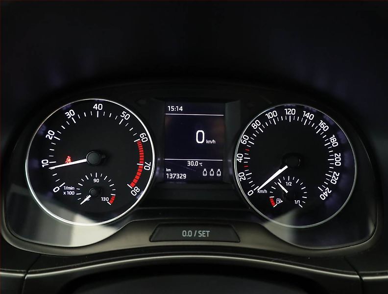 Škoda Fabia (2017) 1.2 TSI, Serv.kniha - fotka 9 z 16