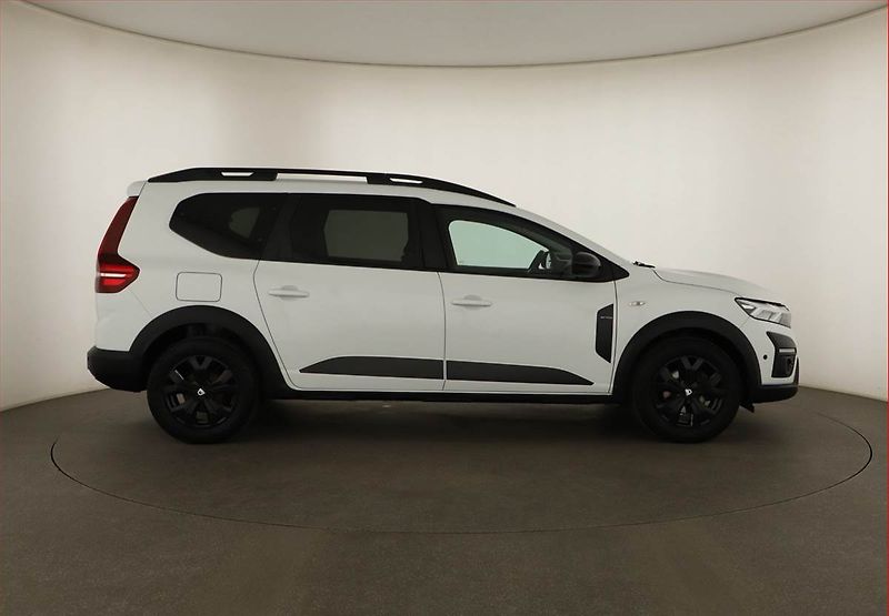 Dacia Jogger (2022) Extreme 1.0 TCe, LPG, 7 míst - fotka 6 z 13