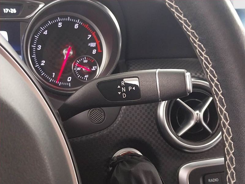 Mercedes-Benz Třídy A (2016) A 200, Automat, Serv.kniha - fotka 13 z 22