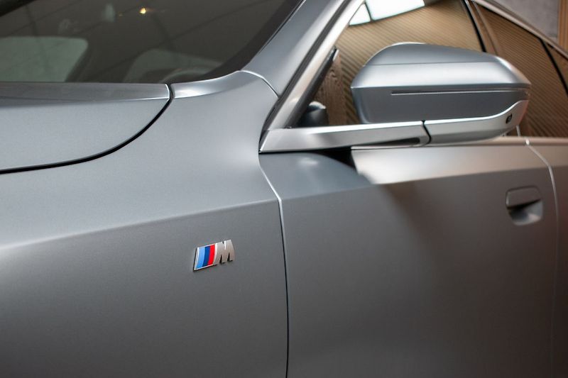BMW Řada 5 540d xDrive ///M*HK*ČR*ZÁRUKA - fotka 52 z 55