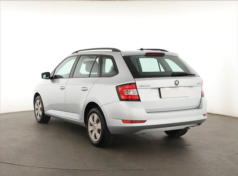 Škoda Fabia (2018) 1.0 TSI, ČR,1.maj, Serv.kniha - fotka 4 z 13