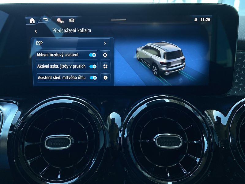 Mercedes-Benz GLB GLB 220 4M Advanced - fotka 22 z 28