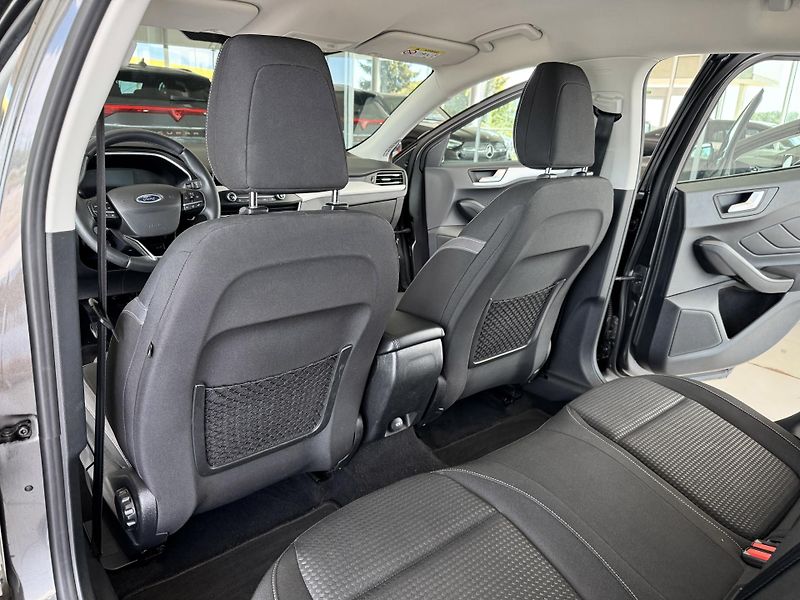 Ford Focus 1,5TDCi 88kW*Vyhř.Volant*Navi - fotka 17 z 33