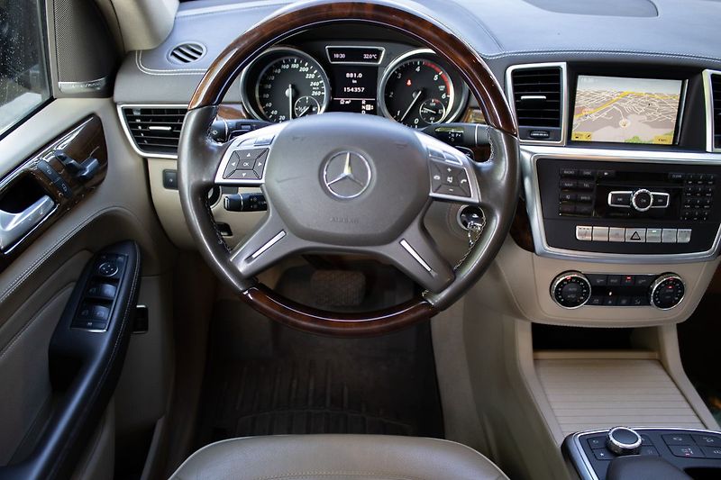 Mercedes-Benz Třídy M Servisované, AMG paket, tažné, - fotka 11 z 42