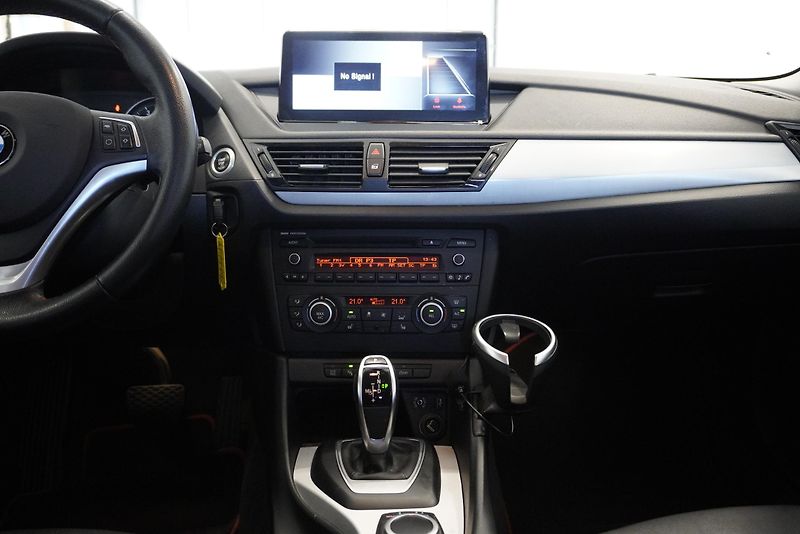 BMW X1 2,0 XDRIVE28I AUT. - fotka 23 z 30