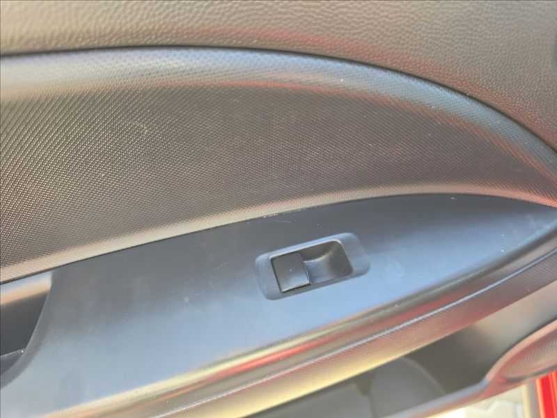 Mitsubishi Space 1,0 MIVEC 52KW KLIMA - fotka 14 z 42