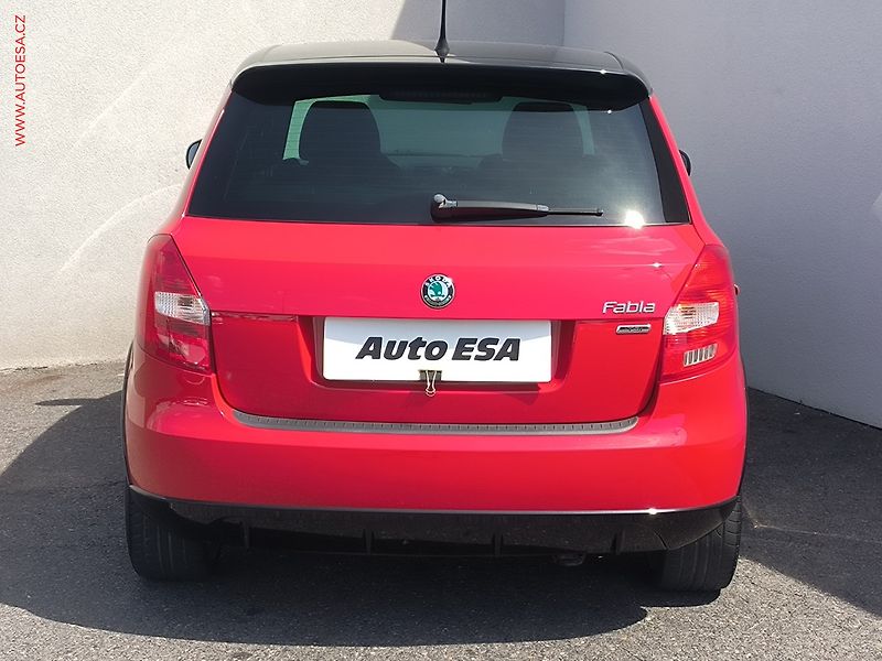 Škoda Fabia (2011) 1.2 TSi, Monte Carlo, +kola - fotka 5 z 17