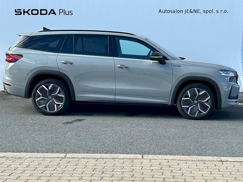 Škoda Kodiaq (2025) Sportline 2.0 TDI 142 kW 4x4 D - fotka 8 z 35
