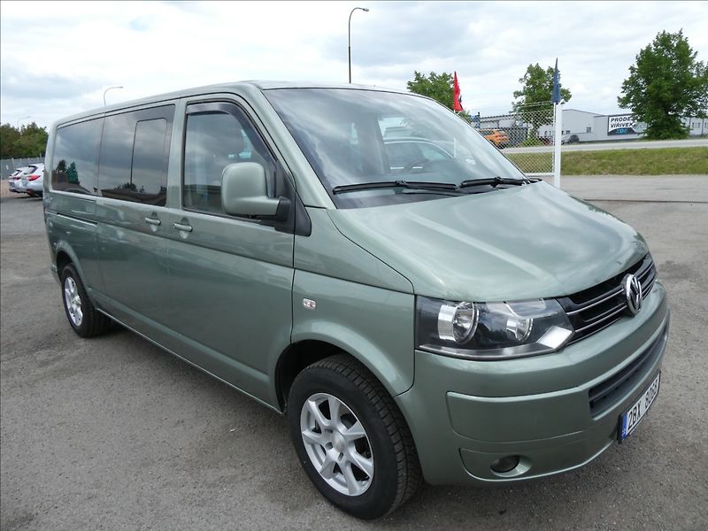 Volkswagen Caravelle 2,5 TDi 96kW LONG 8.míst,závěs - fotka 1 z 33