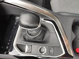 Peugeot 5008 (2021) ALLURE 1.2 MAN6 130k TZ DPH - náhled 23