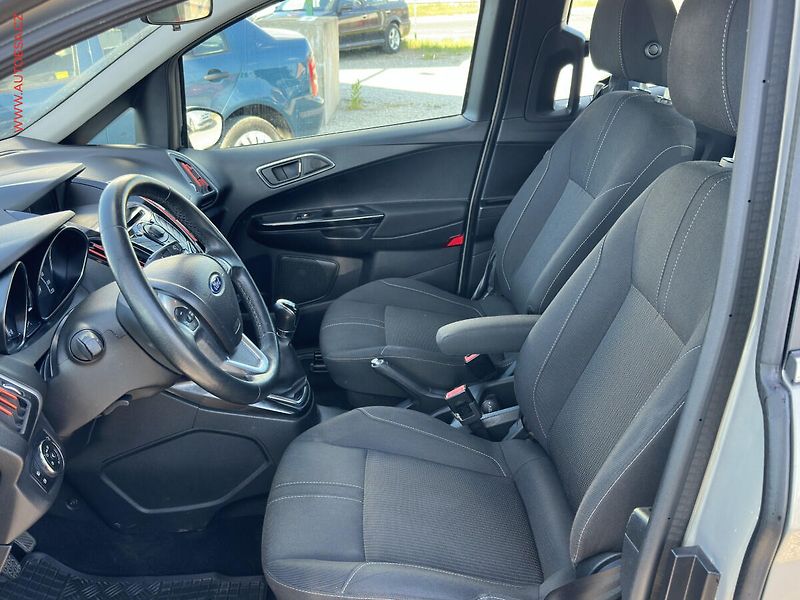 Ford B-MAX (2014) 1.0EB, ČR, servis.kniha, AC - fotka 9 z 17