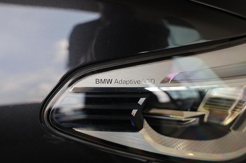 BMW Řada 5 530d xDrive Limousine - fotka 23 z 30