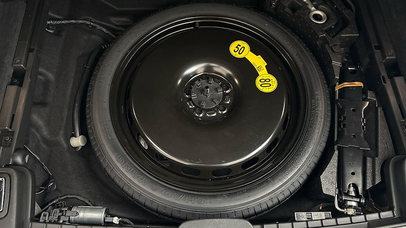 Volvo V90 2.0 B4 AUT Momentum Pro - fotka 20 z 28
