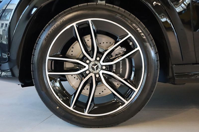 Mercedes-Benz Ostatní 450d Kupé 4MATIC, AMG Premium - fotka 14 z 41