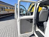 Volkswagen Transporter (2004) 1.9 TDI SERVISNÍ KN.DOL. KM - náhled 18
