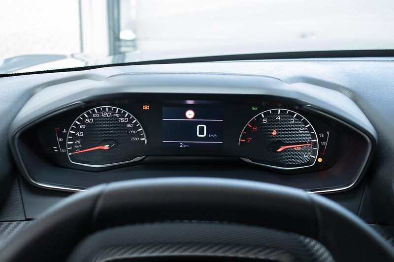Peugeot 208 (2026) STYLE Turbo 100 MAN6 - fotka 12 z 15