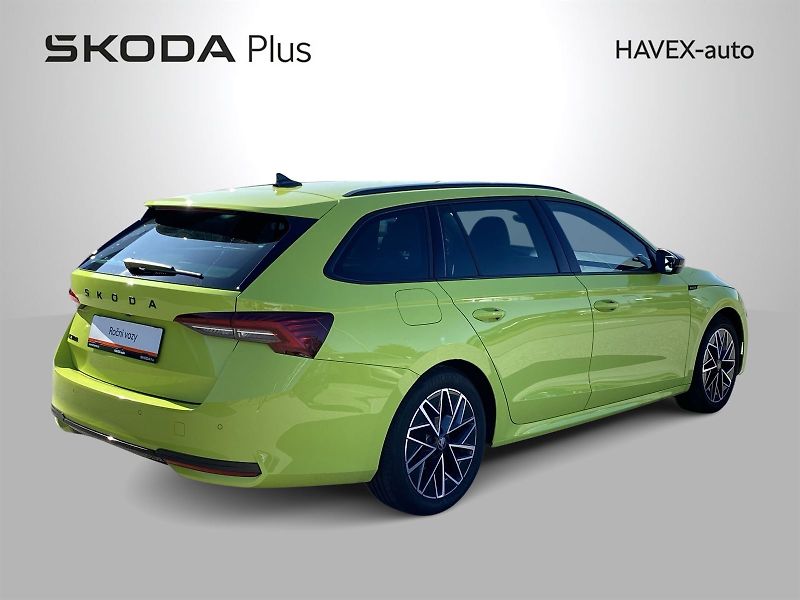 Škoda Octavia (2025) Combi 1.5 TSI SportLine - fotka 2 z 36