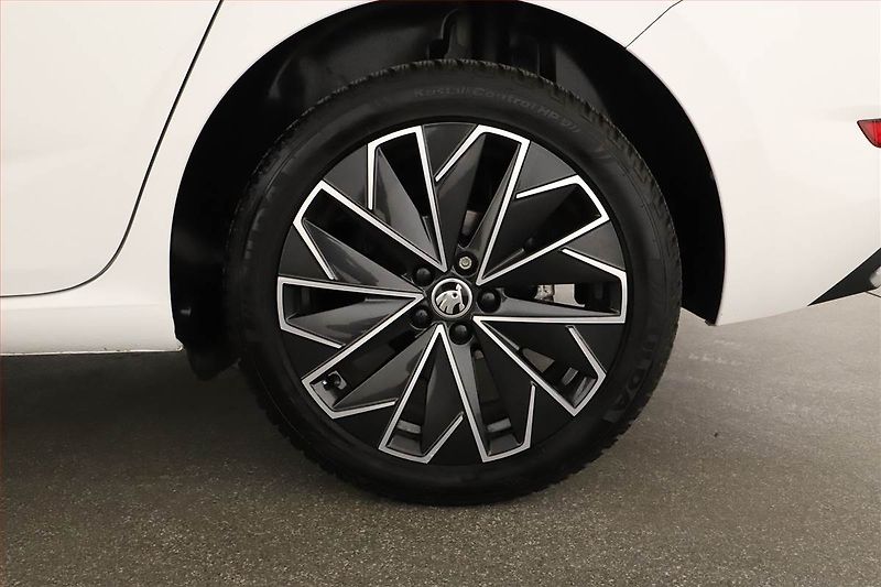 Škoda Scala (2023) Style 1.0 TSI, ČR,1.maj - fotka 15 z 15