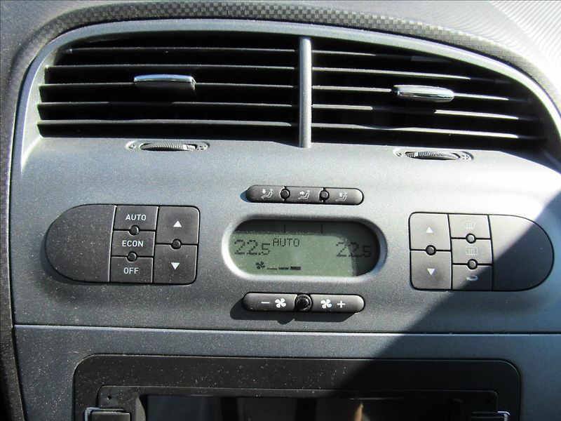 Seat Altea 1,8 TSi 118kW XL - fotka 16 z 28