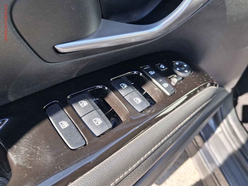 Hyundai Tucson (2022) 1.6 T-GDi 48V MHEV, 1.maj,ČR - fotka 13 z 18