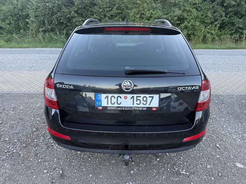 Škoda Octavia (2017) 1.6tdi - fotka 24 z 52