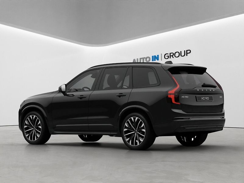 Volvo XC90 (2026) PLUS B5, HUD, vzduch.odpr., PA - fotka 4 z 11