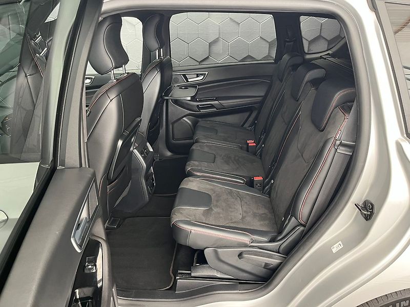 Ford S-MAX 2.5 HEV ST-Line - fotka 23 z 75