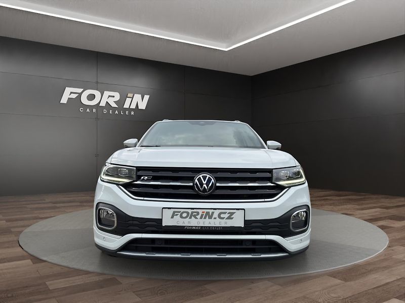 Volkswagen T-Cross (2021) R-LINE DSG 81KW  - fotka 2 z 27