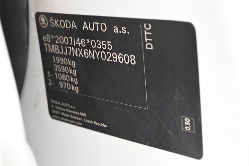 Škoda Octavia 2,0 TDI 110 kW DSG Style Záruk - fotka 12 z 33