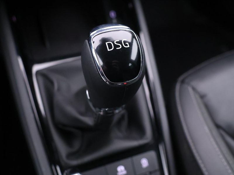 Škoda Kamiq 1,5 TSI 110kW DSG Style Kůže - fotka 31 z 41