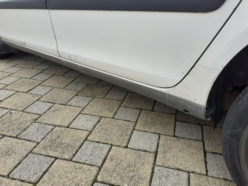 Škoda Roomster (2006) 1.2 HTP - fotka 7 z 13