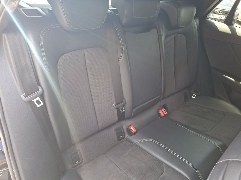 Audi Q2 (2016) 2.0TDI 140kW 7A QUATTRO S-LINE - fotka 33 z 47