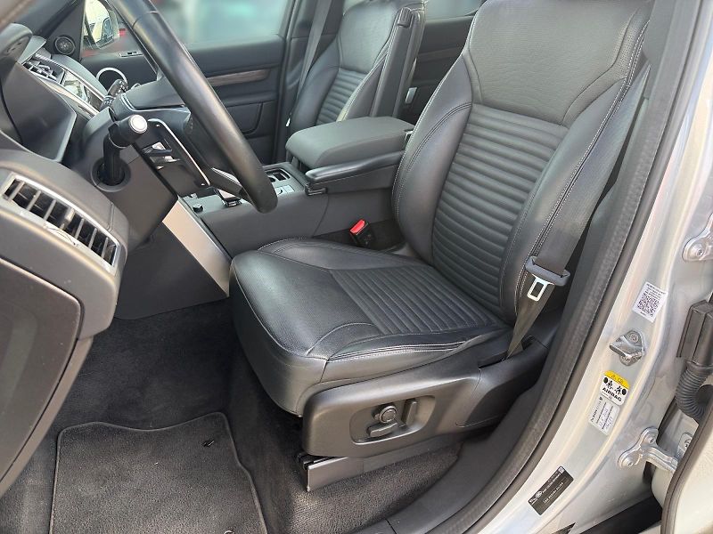 Land Rover Discovery (2022) D250 SE 183kW 4WD CZ DPH - fotka 7 z 11