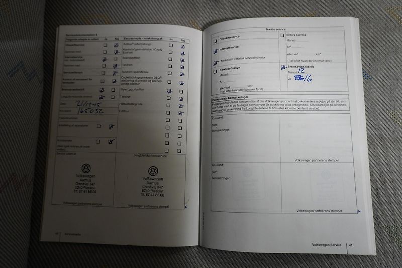 Volkswagen Transporter 2.0TDi CALIFORNIA kuchyň/spaní - fotka 23 z 37