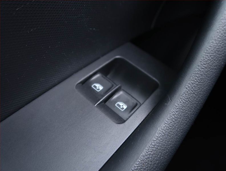 Seat Toledo (2018) 1.0 TSI, Tempomat - fotka 15 z 16
