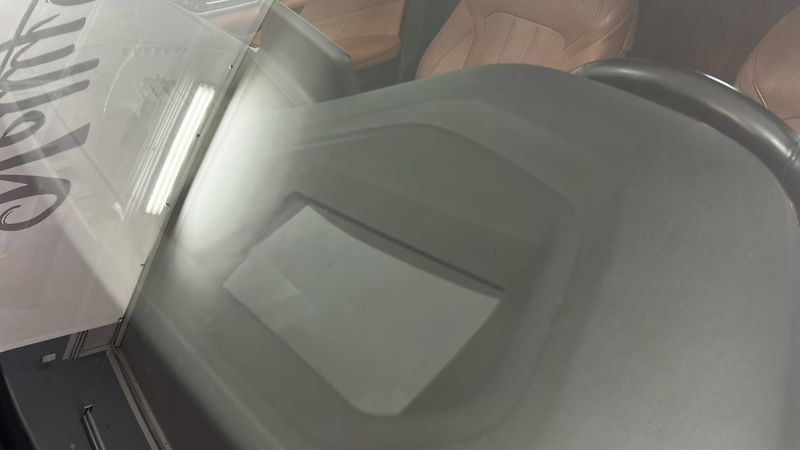BMW Řada 5 XDIRVE/SPORT LINE/2 SADY GUM - fotka 18 z 55