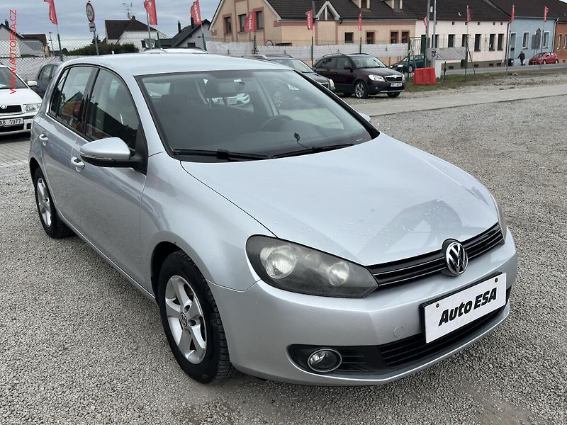 Volkswagen Golf (2012) 1.2TSI, ČR, servis.kniha - fotografie inzerátu