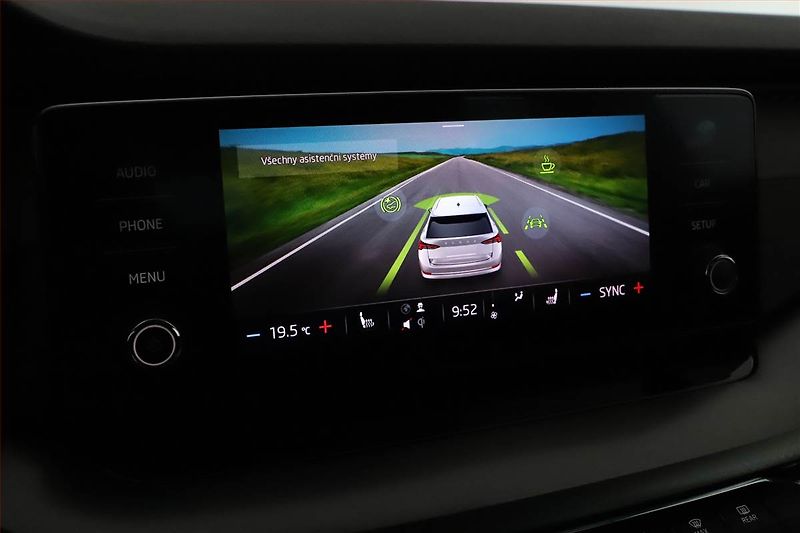 Škoda Octavia (2023) Ambition 1.5 TSI - fotka 10 z 18