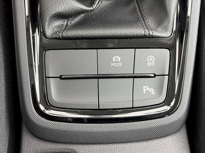 Škoda Scala (2025) 1.0TSI 85kW Top Selection - fotka 25 z 31