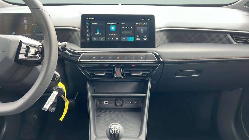 MG MG3 ICE EXCITE 1.5L (85kW/116k) MT - fotka 15 z 36