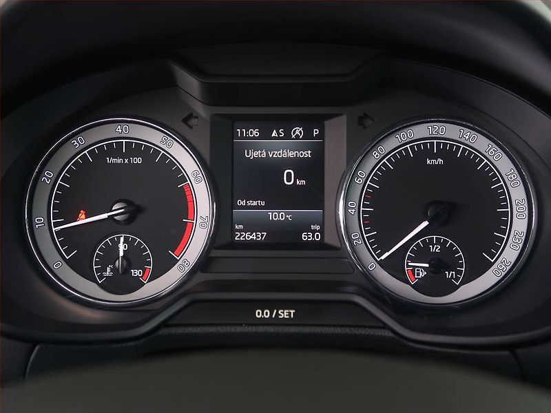Škoda Octavia (2019) Style Plus 2.0 TSI, 4X4 - fotka 11 z 16