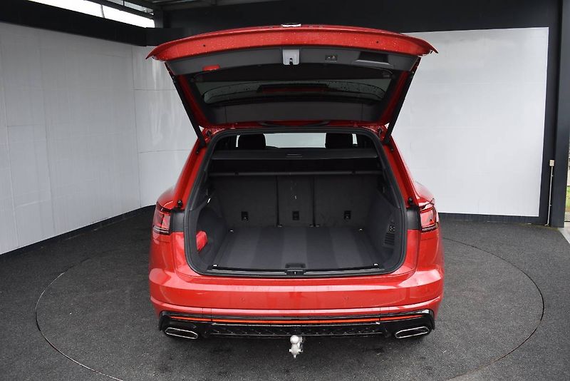 Volkswagen Touareg (2025) R-Line 3.0TDI 210kW, Webasto, - fotka 10 z 28