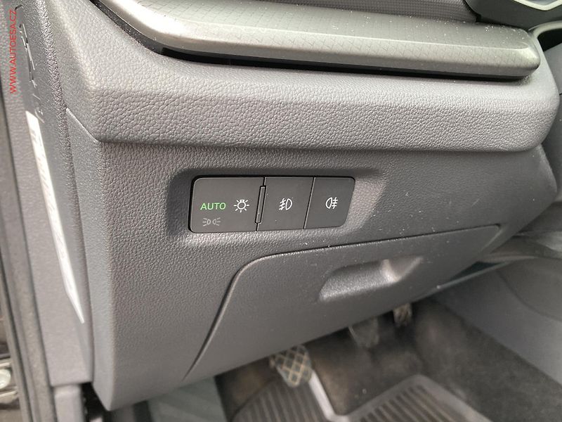 Škoda Octavia (2020) 1.5 TSi, Ambition, LED - fotka 15 z 18