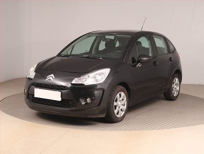 Citroën C3 (2010) 1.1 i, nová STK, slušný stav - fotka 2 z 15