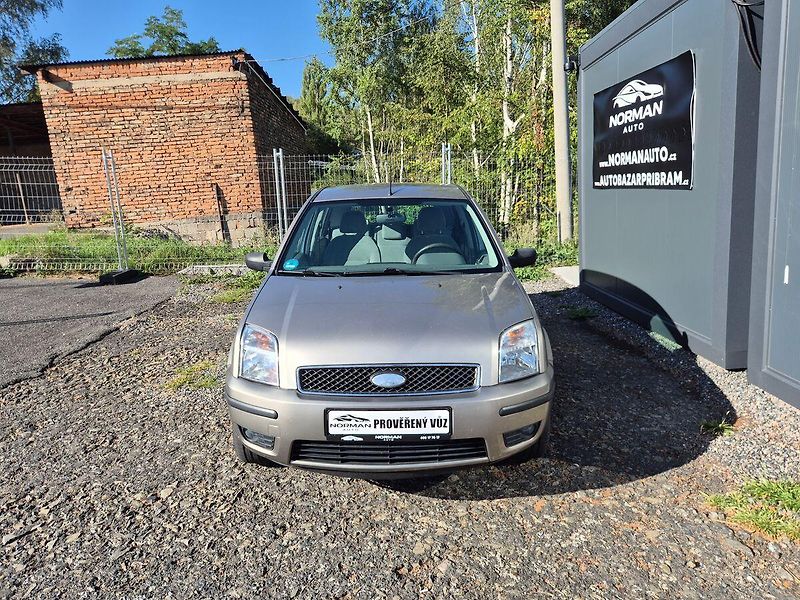 Ford Fusion (2003) 1.4i 59Kw, klima, krásný - fotka 2 z 24