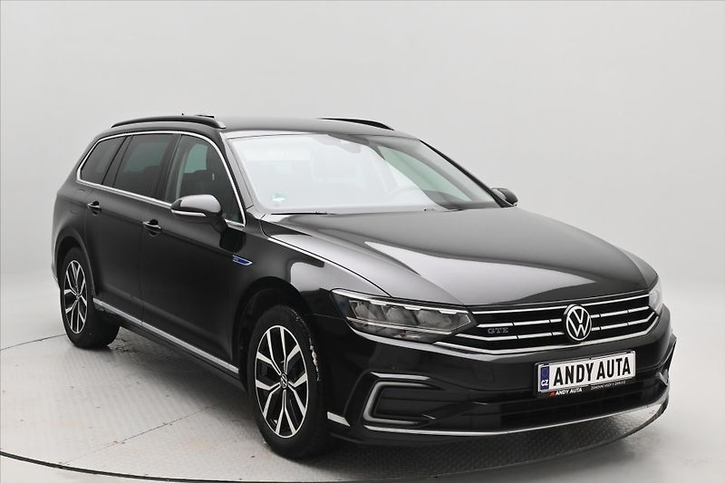 Volkswagen Passat 1,4 GTE 160 kW DSG Business Zá - fotka 3 z 30